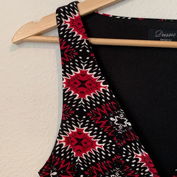 V Neck Maxi Dress - Picture 3 of 3